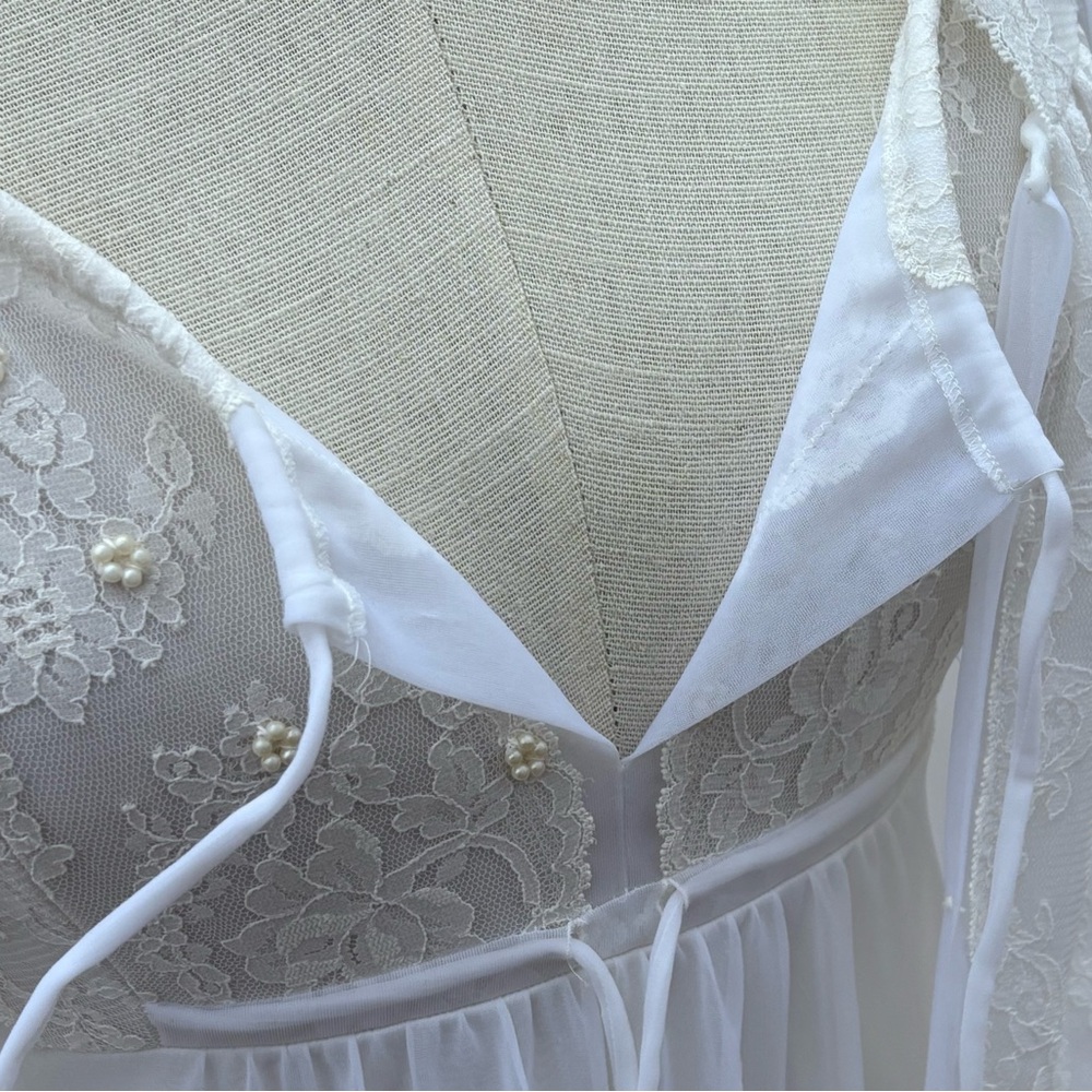 Stunning Vintage Shadowline Peignoir Set! - Picture 8 of 15